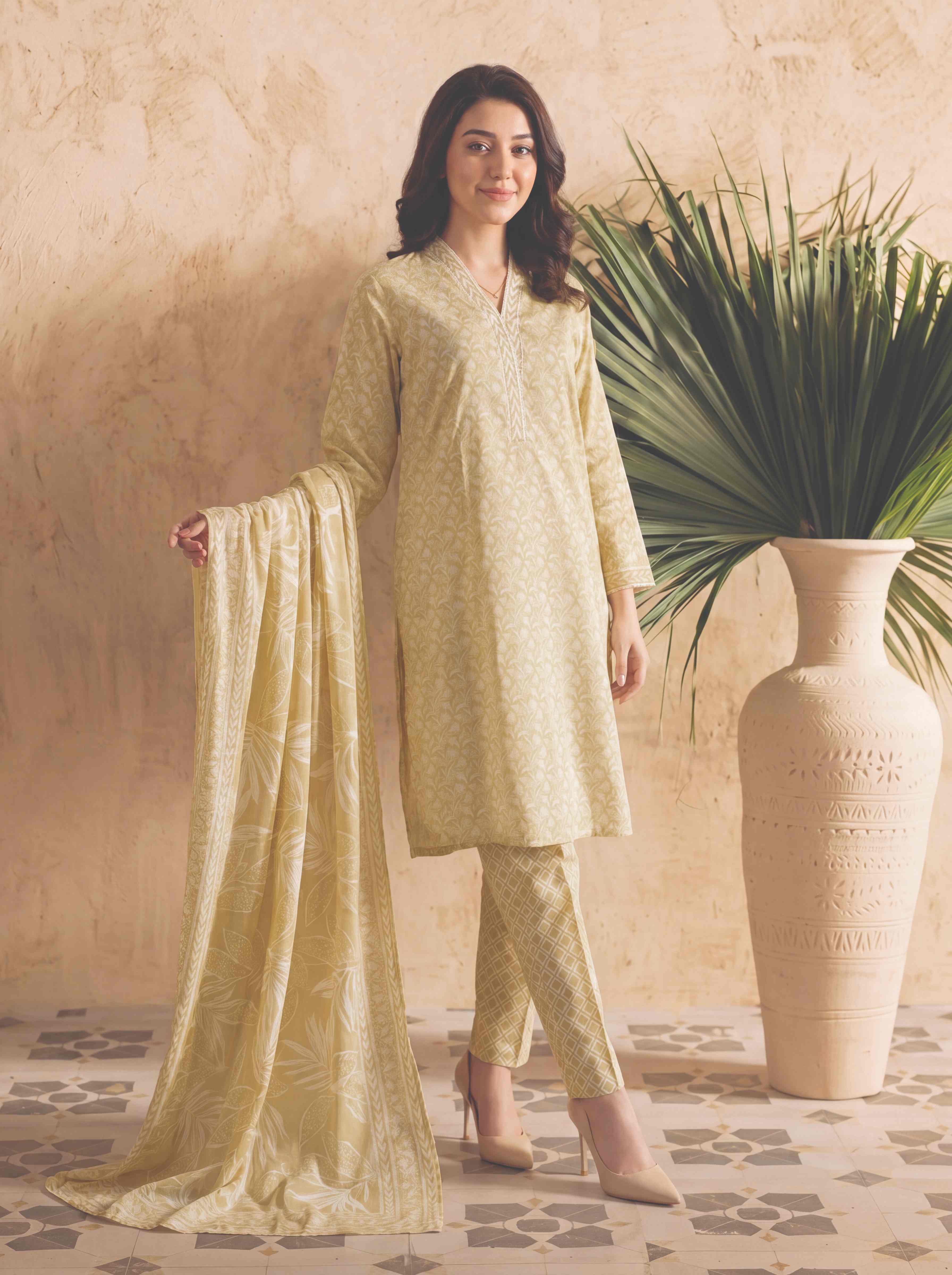 Elvan 3pcs Un-Stitched Printed Lawn [D-10]
