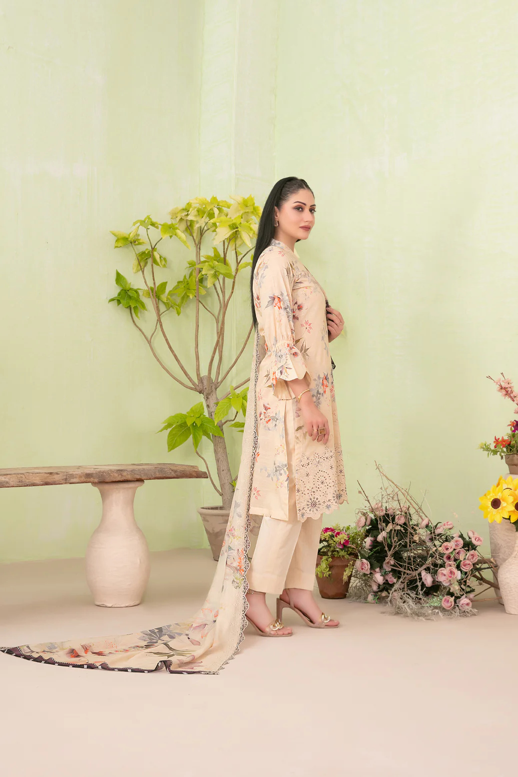 Erva 3pcs Un-Stitched Emb Printed Lawn [D-1716] - Image 2
