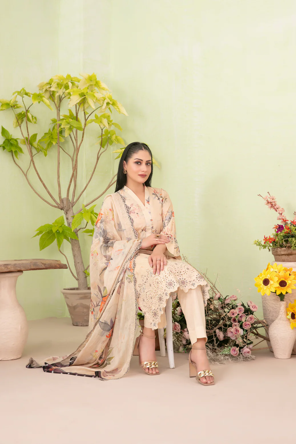 Erva 3pcs Un-Stitched Emb Printed Lawn [D-1716] - Image 3