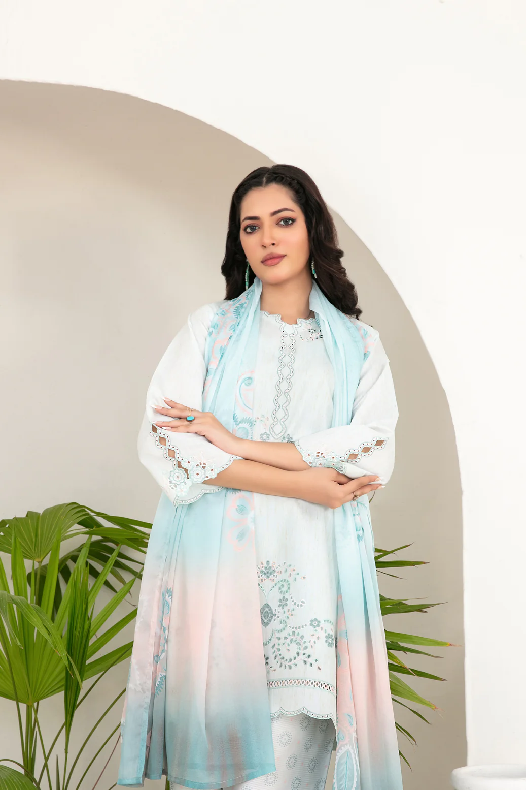 Kamari 3pcs Un-Stitched Emb Cotton Khaddi [D-1795] - Image 3