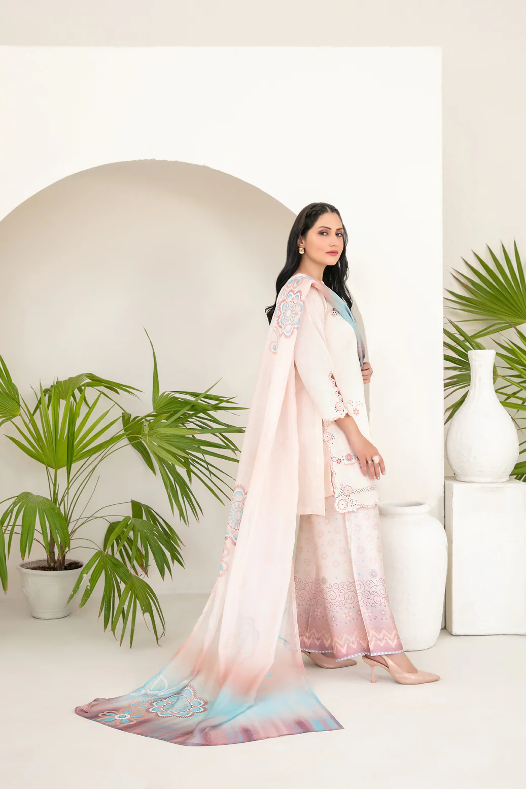 D-1798 - Kamari (S) - Image 2