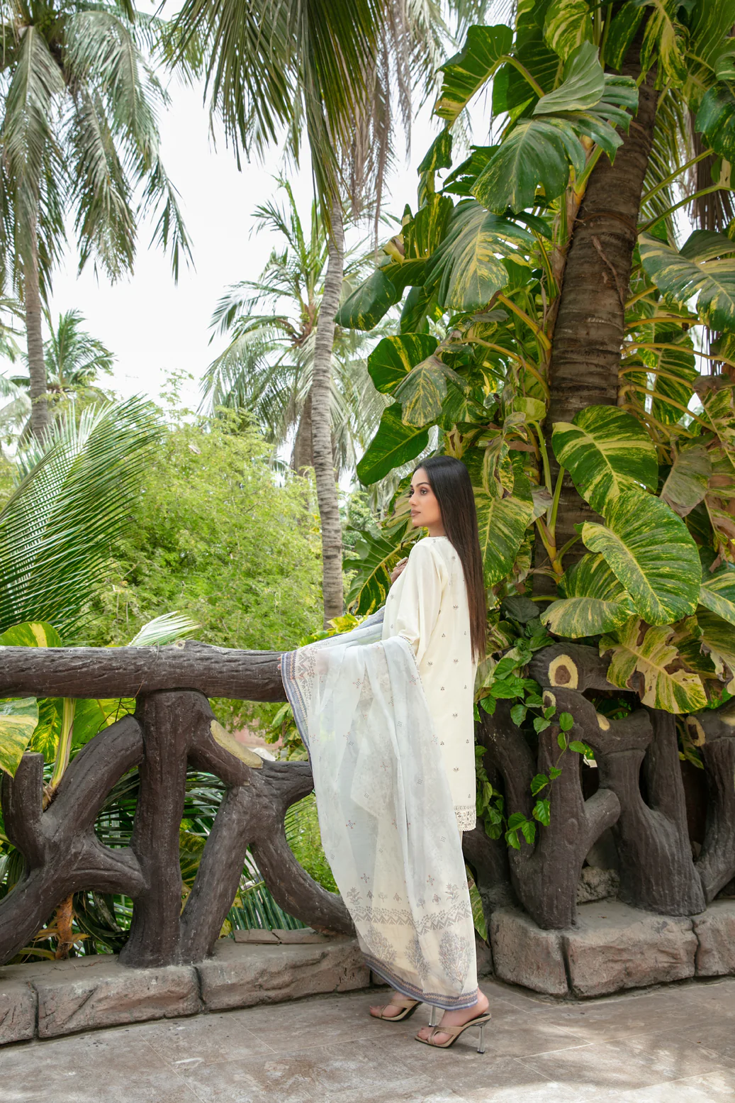 D-1845 - Hinza - Image 2