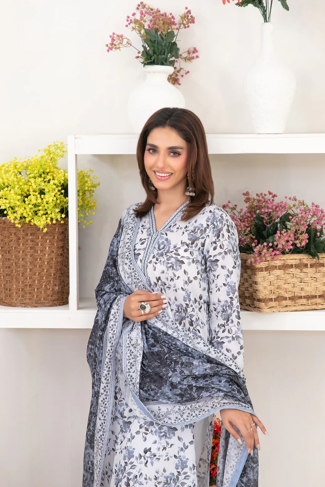 Mizna 3pcs Stitched Printed Lawn [D-2278] - Image 3