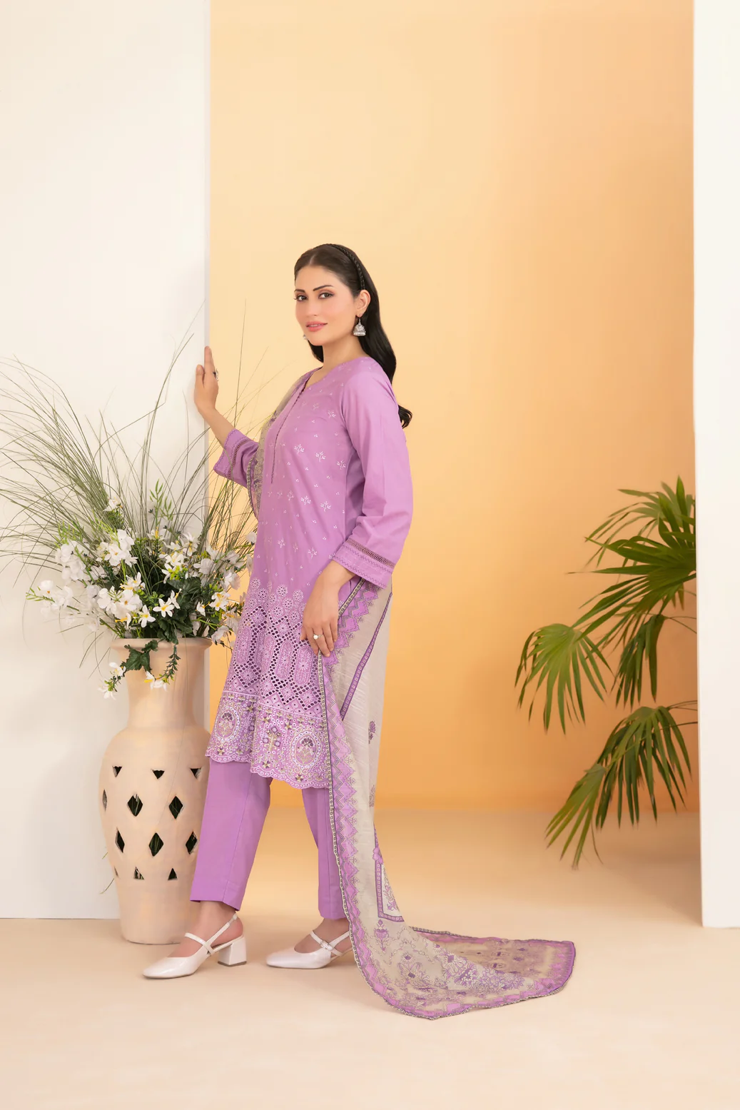 Dinara 3pcs Stitched Emb Schiffli Lawn [D-2285] - Image 2