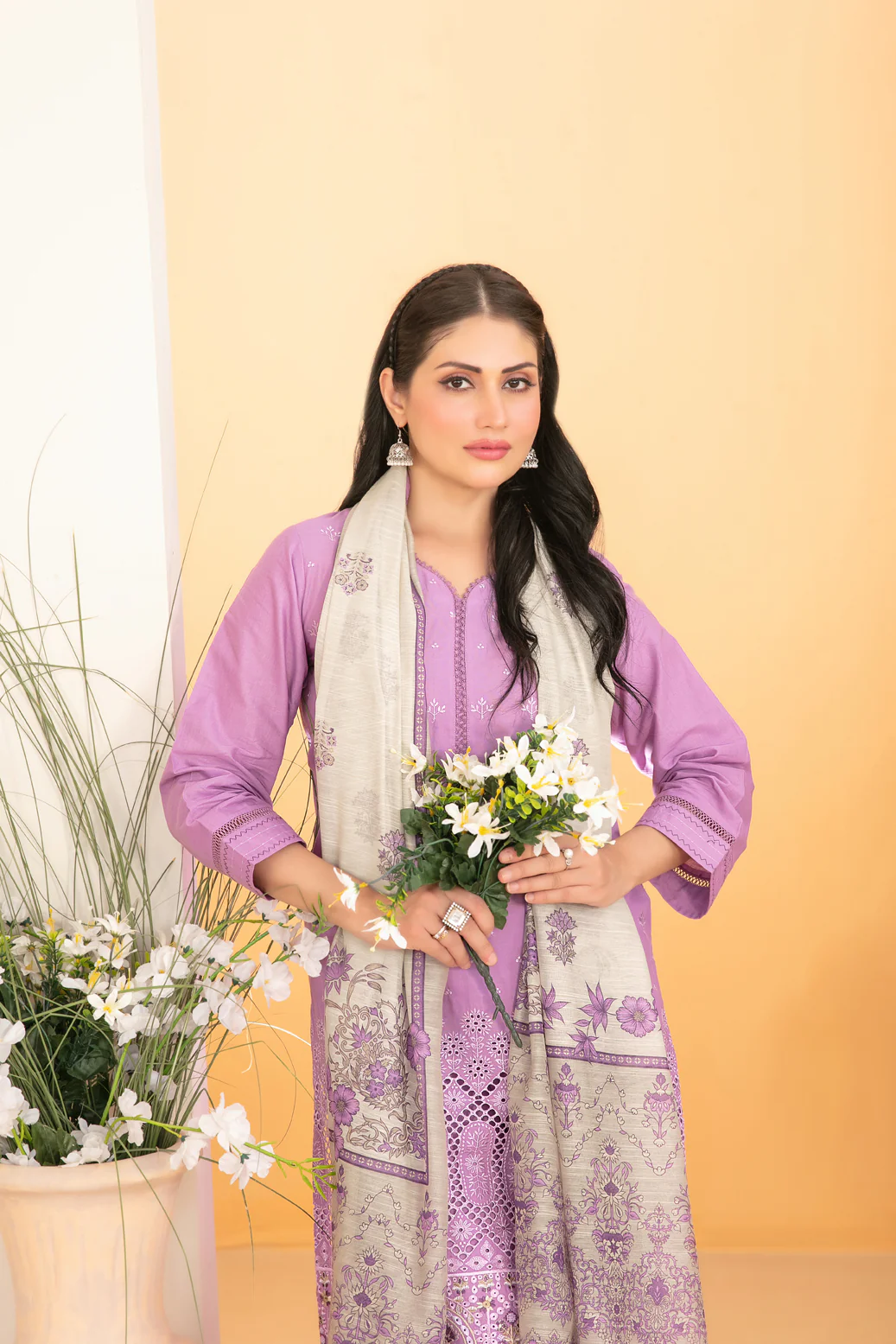 Dinara 3pcs Stitched Emb Schiffli Lawn [D-2285] - Image 3