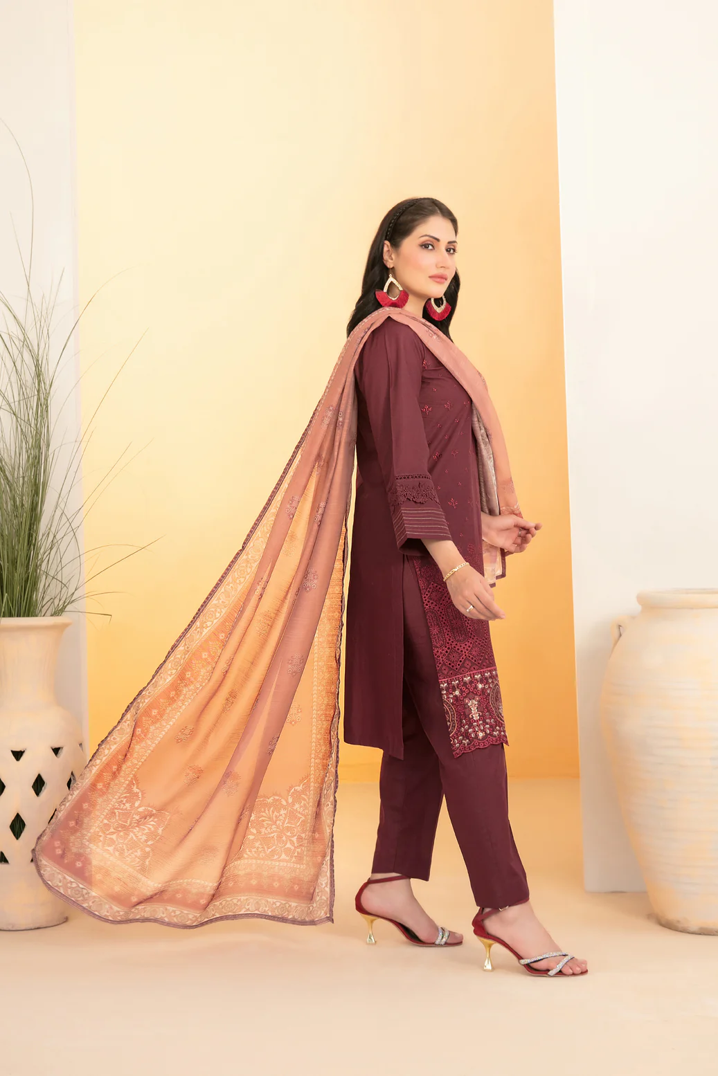 Dinara 3pcs Stitched Emb Schiffli Lawn [D-2289] - Image 2
