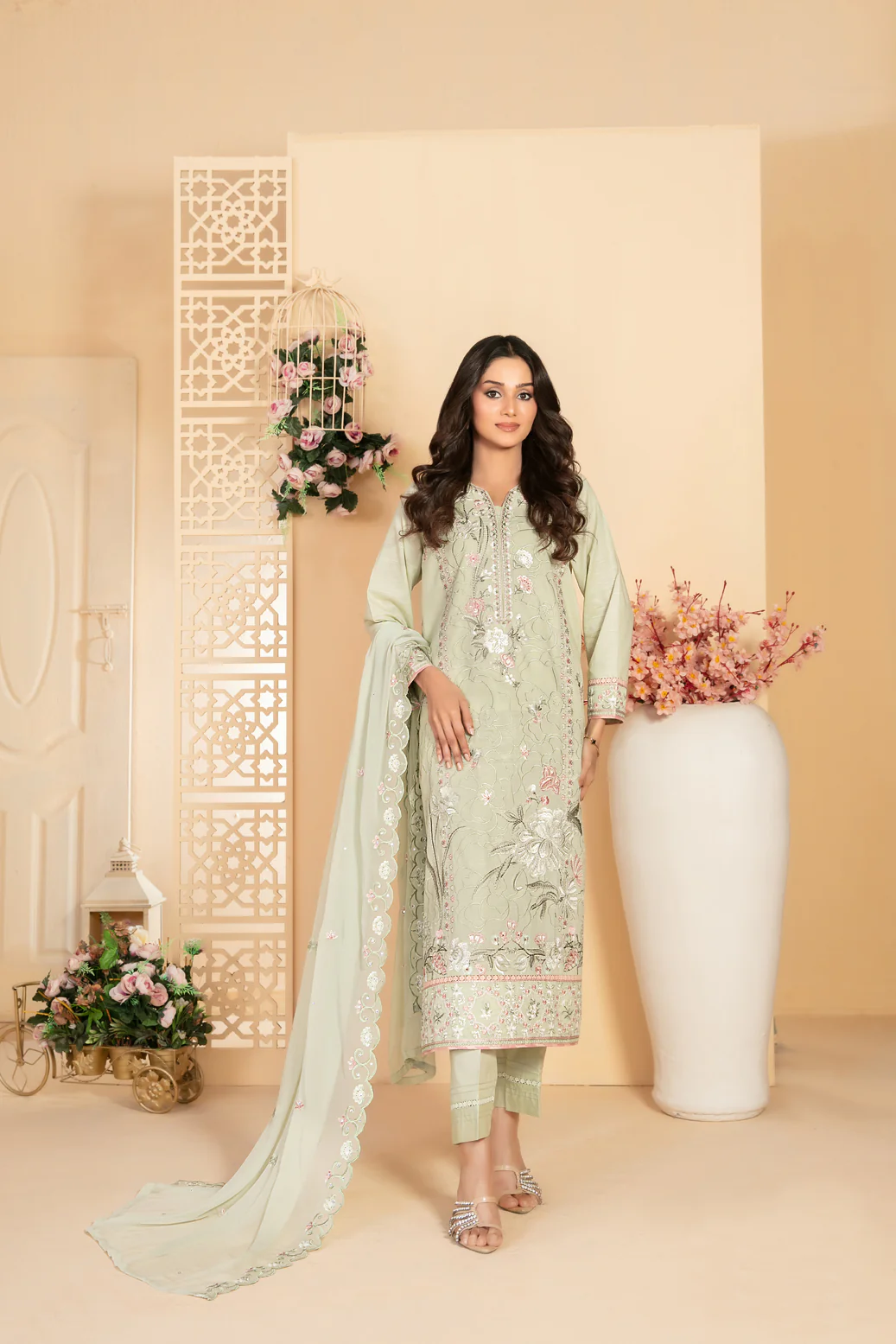 Taabir 3pcs Stitched Emb Lawn [D-2295]
