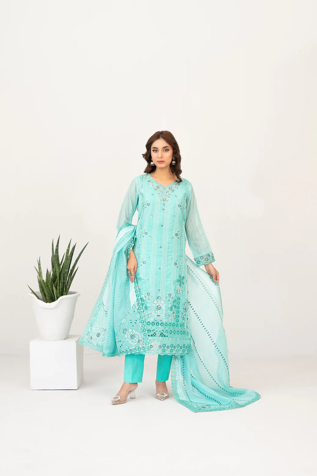 Moonic 3pcs Un-Stitched Emb Khadi [D-2686]