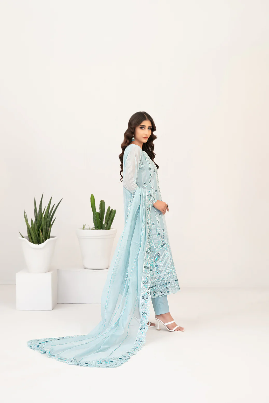 Moonic 3pcs Un-Stitched Emb Khadi [D-2687] - Image 2