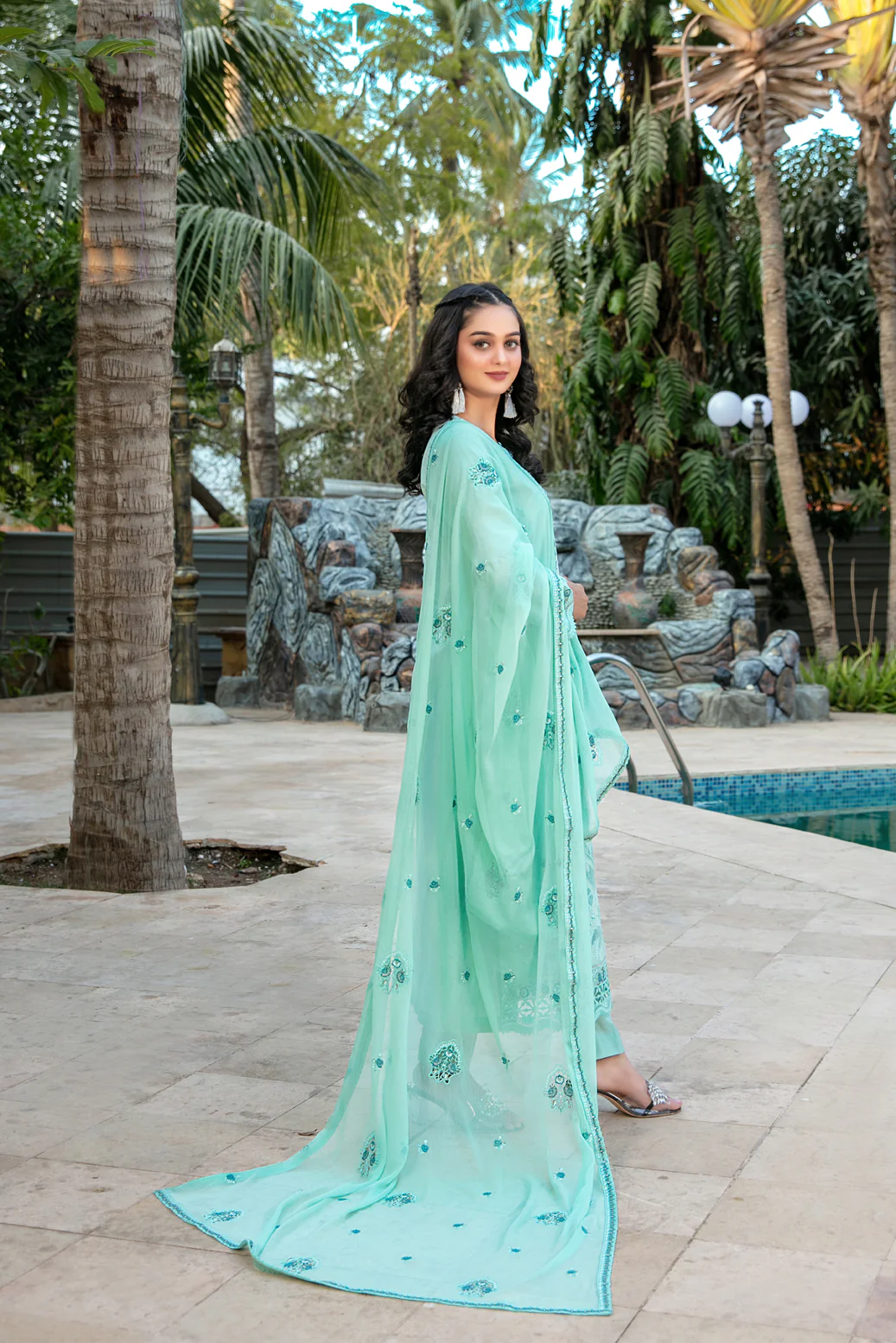 Nayiri 3pcs Un-Stitched Emb Lawn [D-2765] - Image 2