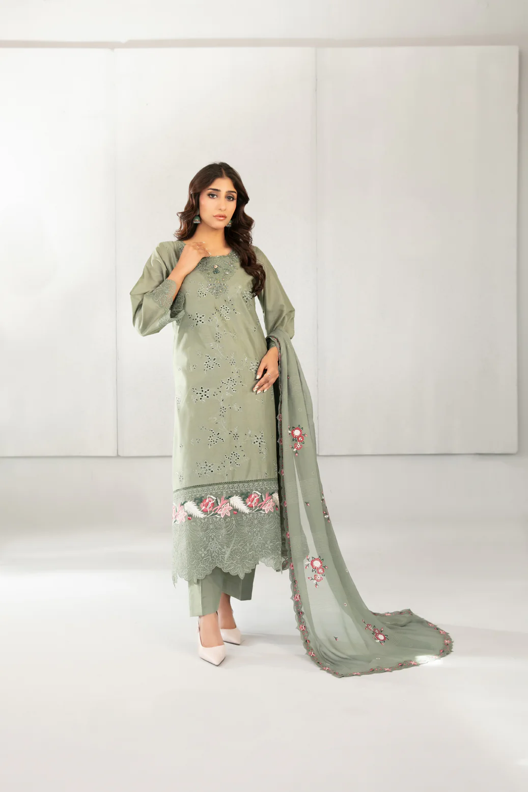 Azka 3pcs Stitched Emb Lawn [D-2824]
