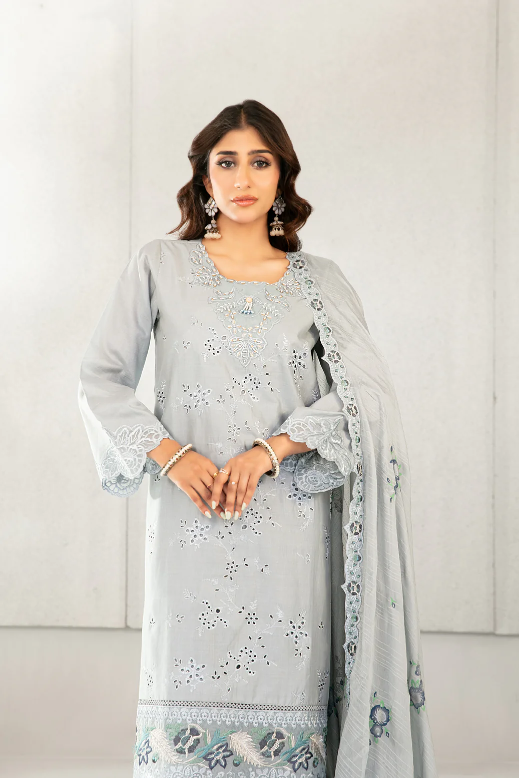 Azka 3pcs Stitched Emb Lawn [D-2827] - Image 3