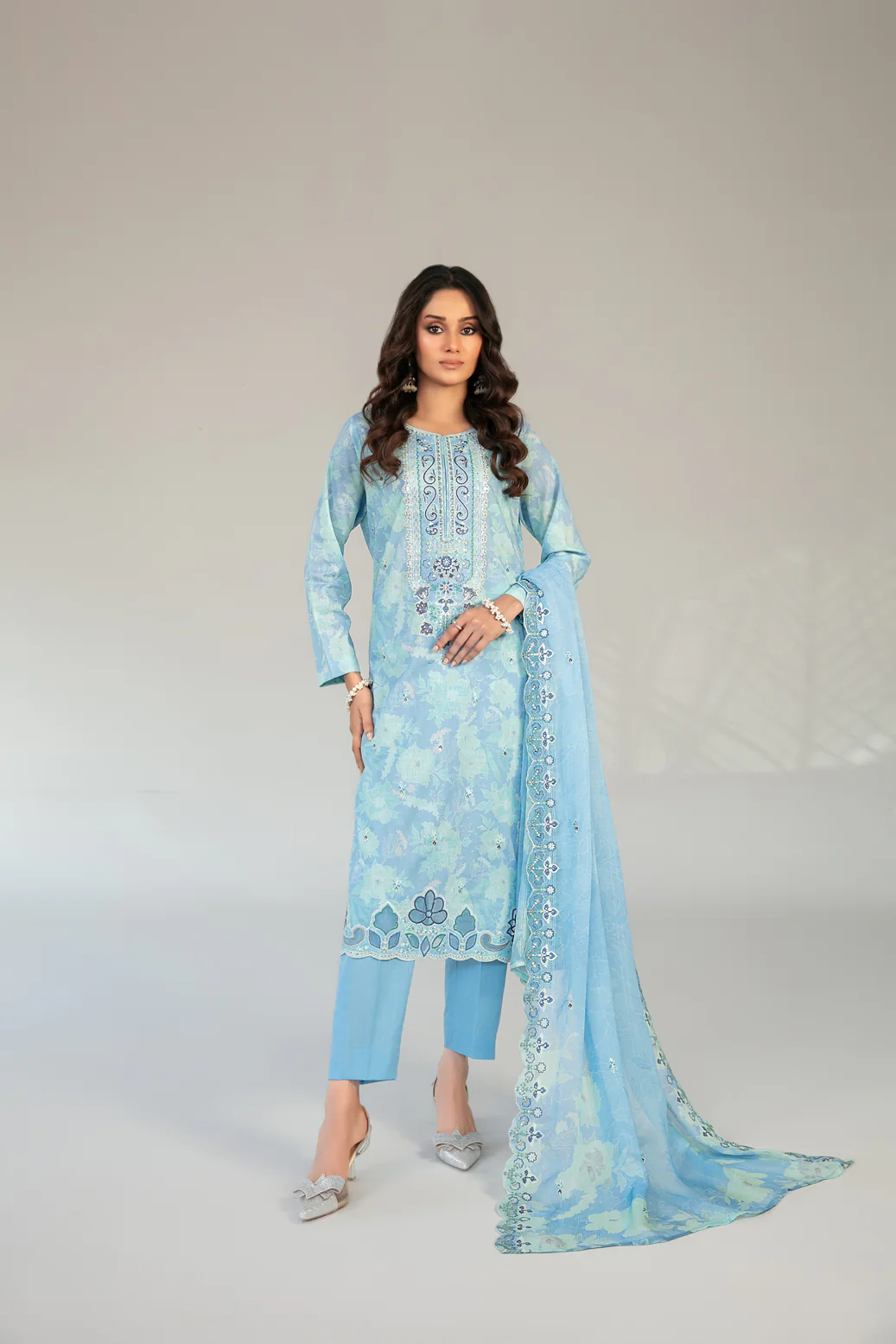 Casca 3pcs Un-Stitched Emb Printed Lawn [D-2905]