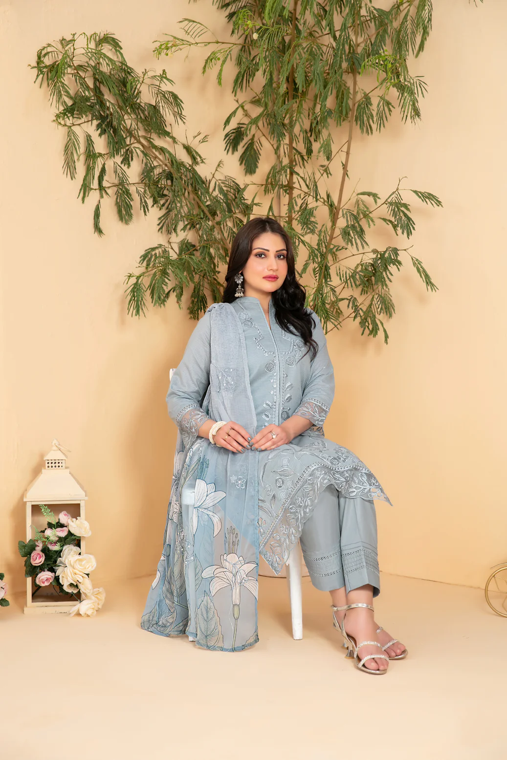 Taabir 3pcs Stitched Emb Lawn [D-3000] - Image 3