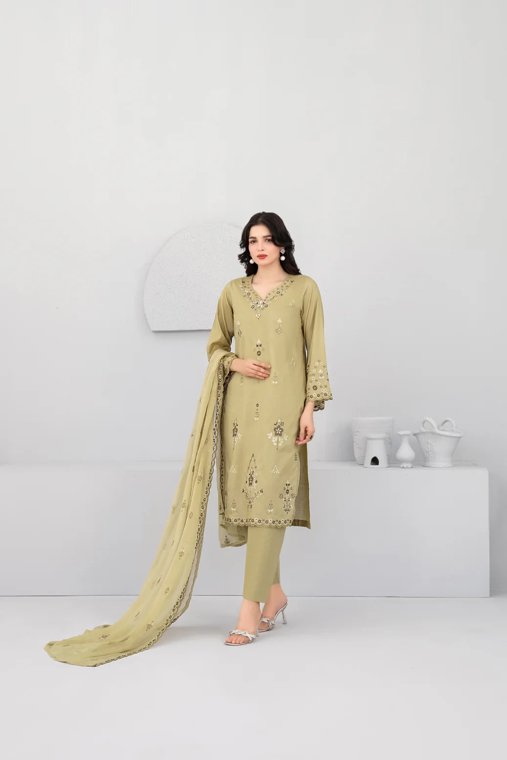 Hayya 3pcs Stitched Emb Lawn [D-3143]