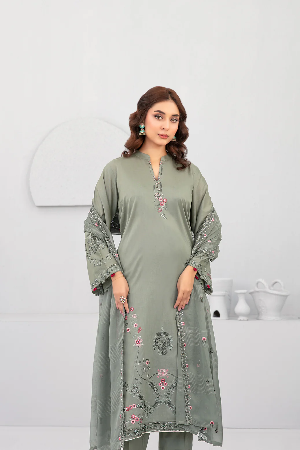 Hayya 3pcs Stitched Emb Lawn [D-3145] - Image 3