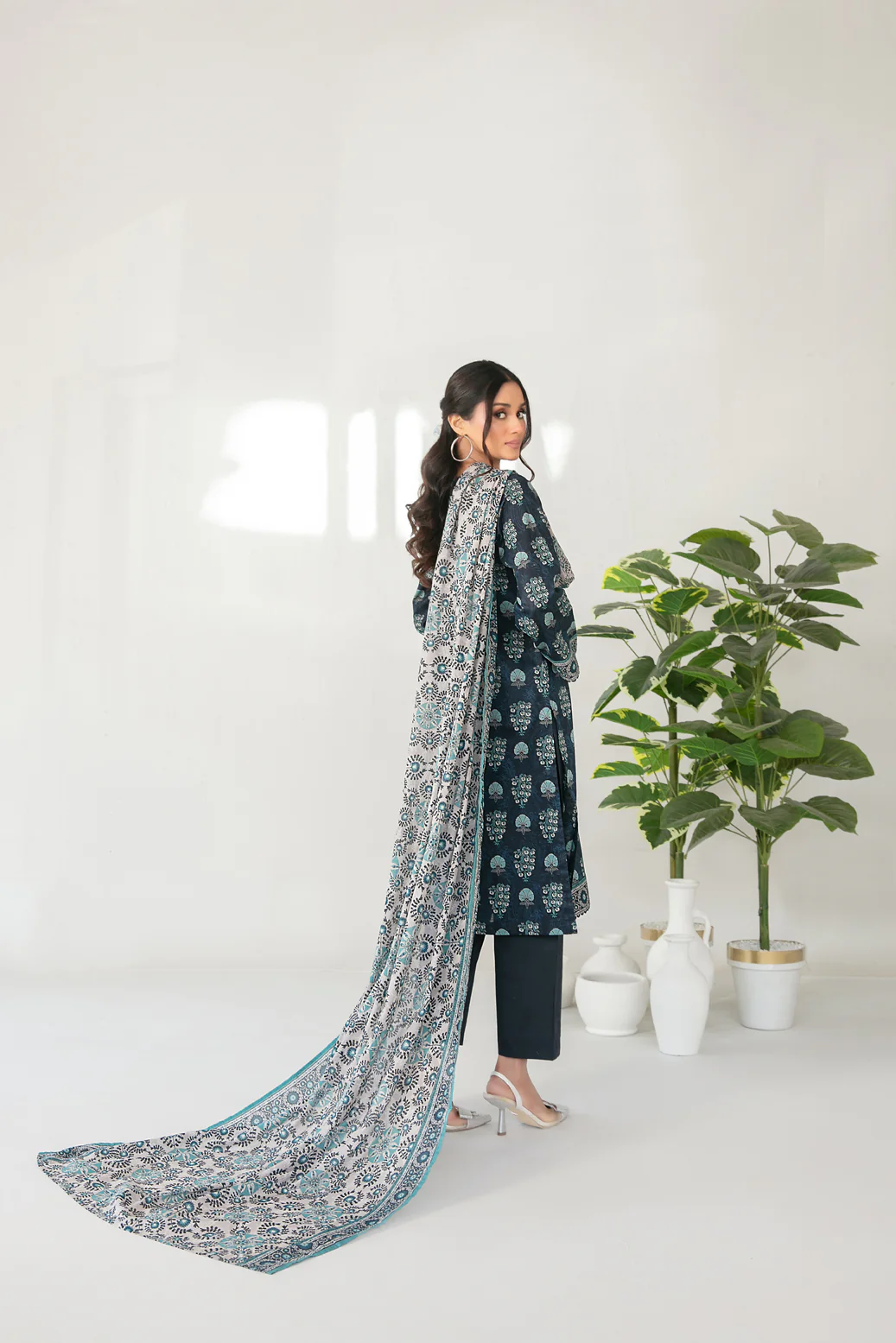 Mehza 3pcs Stitched Printed Lawn [D-3241] - Image 2
