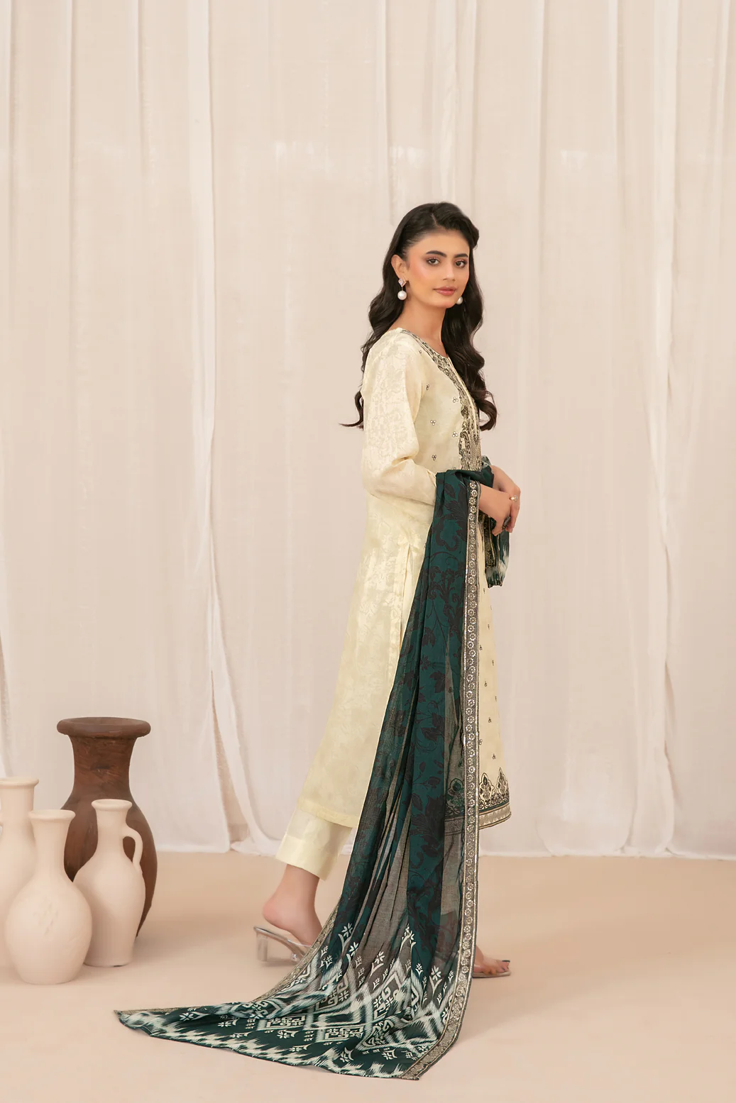 Saniyah 3pcs Un-Stitched Emb Printed Lawn [D-3428] - Image 2