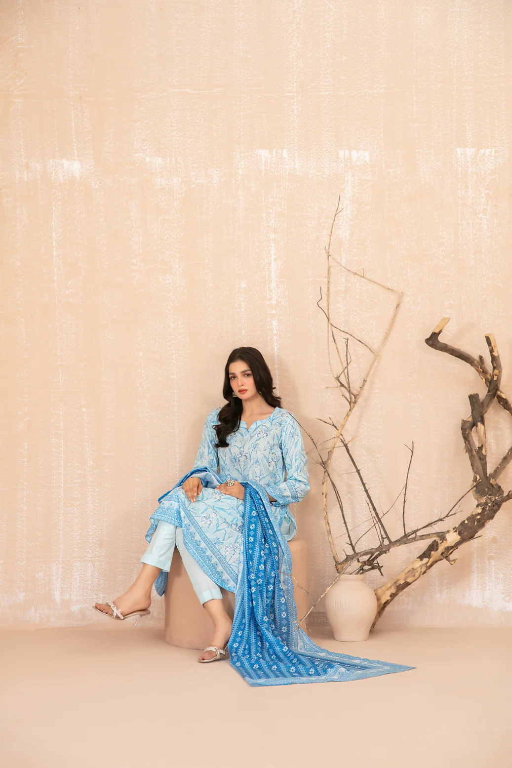 Auri 3pcs Un-Stitched Emb Printed Lawn [D-3506] - Image 3