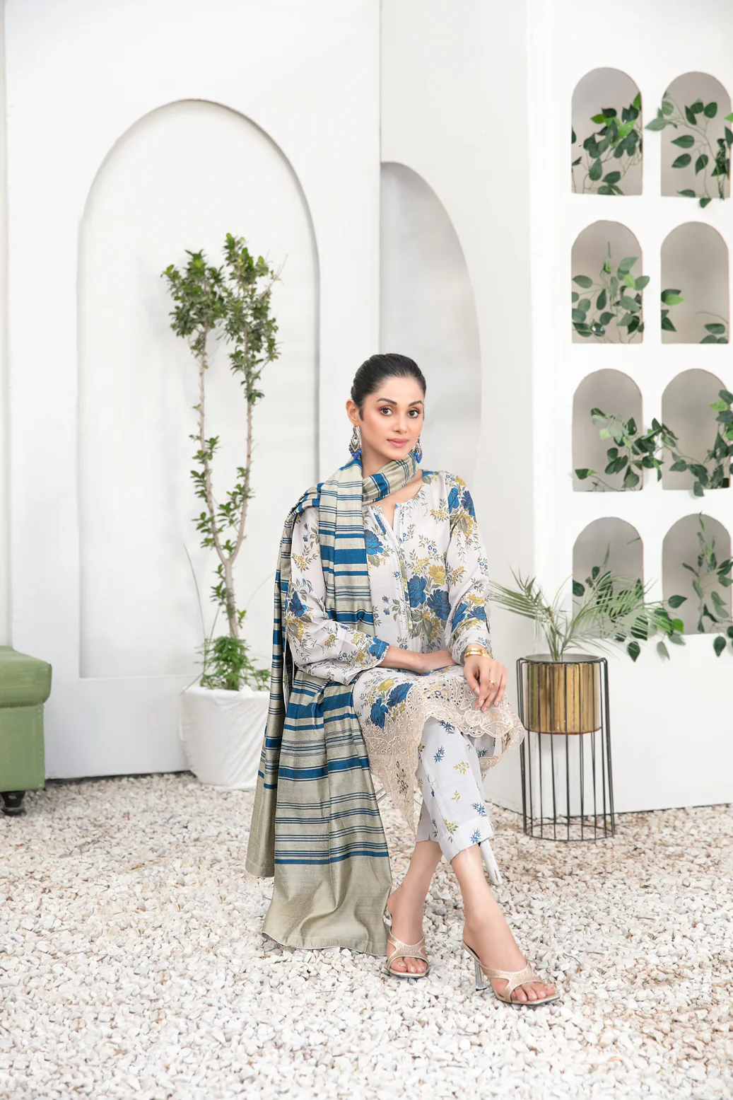 Analina 3pcs Stitched Emb Printed Lawn [D-3843] - Image 3