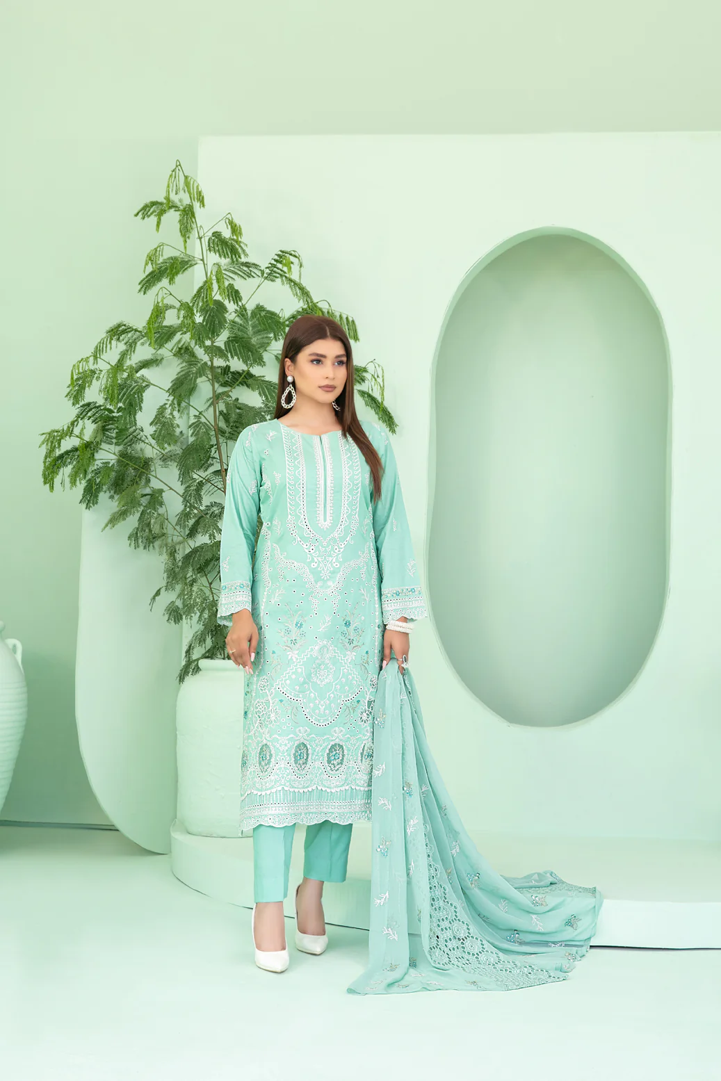Sihana 3pcs Stitched Embroidered Staple [D-3919]