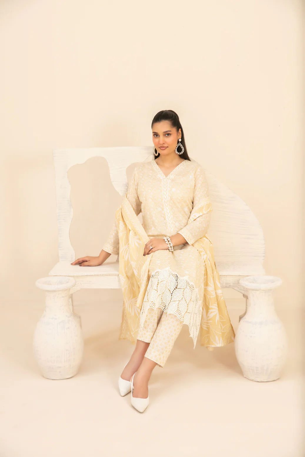 Marin 3pcs Un-Stitched Emb Printed Lawn [D-4021] - Image 3