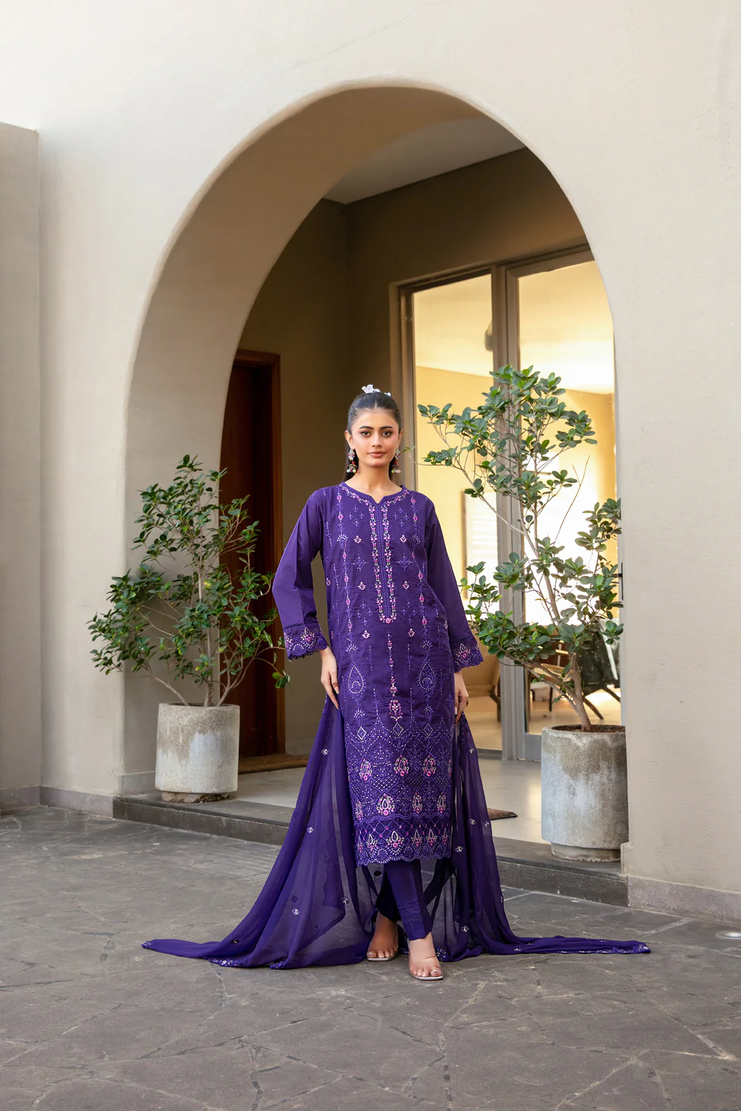 Pardes 3pcs Stitched Emb Lawn [D-4070]