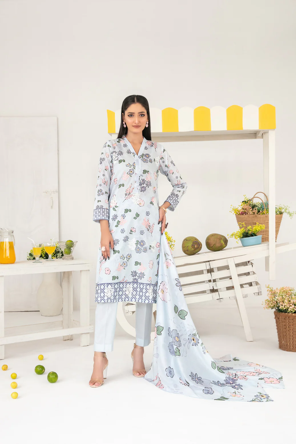 Ilfa 3pcs Un-Stitched Emb Printed Lawn [D-4100]