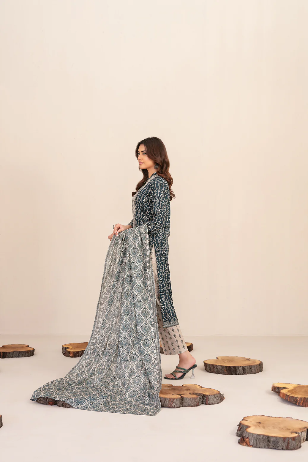 Tyla 3pcs Un-Stitched Emb Printed Lawn [D-4264] - Image 2