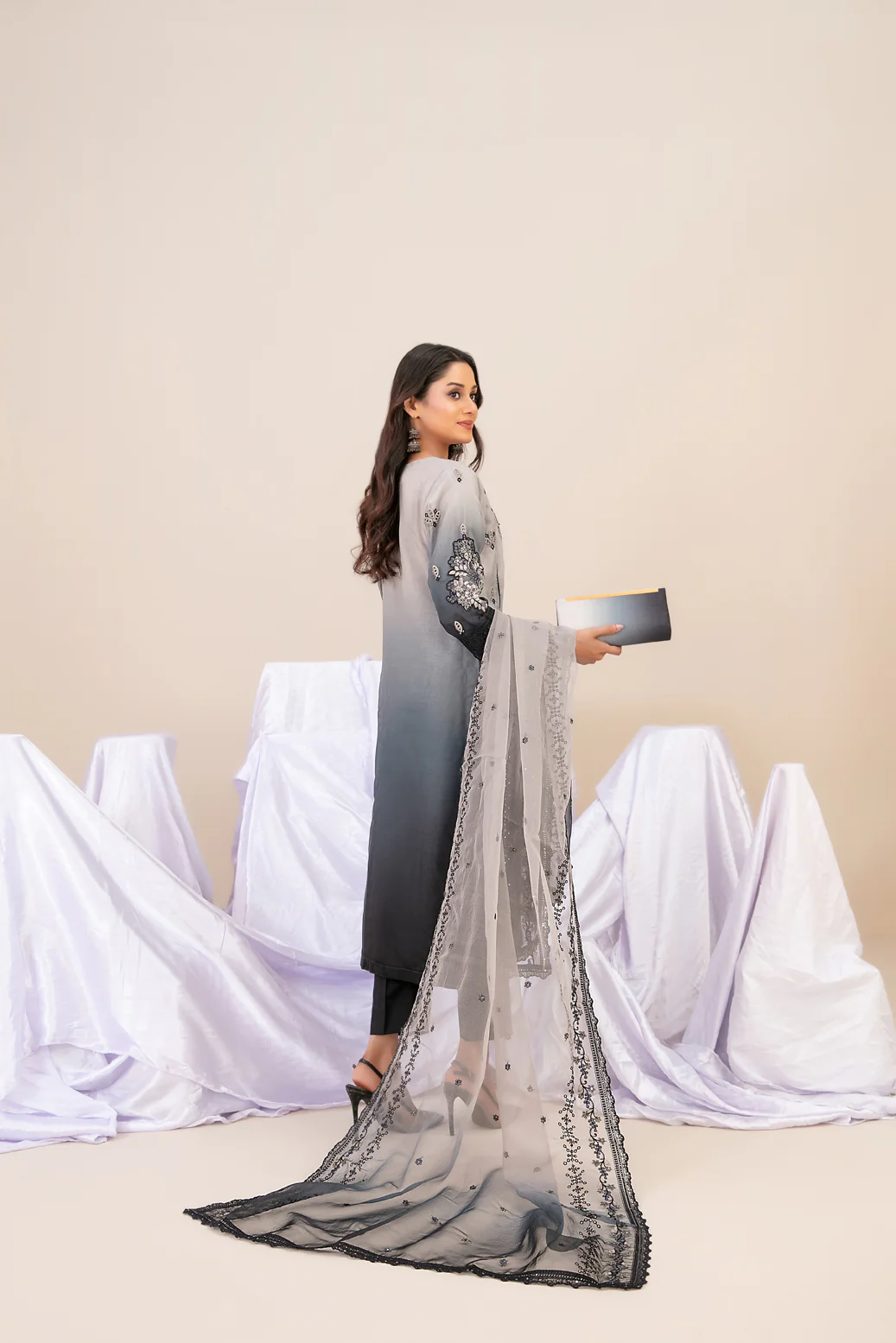 Guzarish With Clutch 3pcs Semi-Stitched Fancy Emb Organza  [D-4444] - Image 2