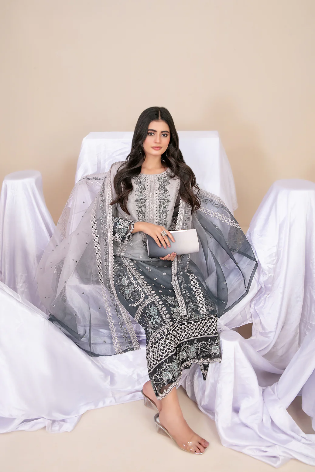 Guzarish With Clutch 3pcs Semi-Stitched Fancy Emb Organza  [D-4445] - Image 3
