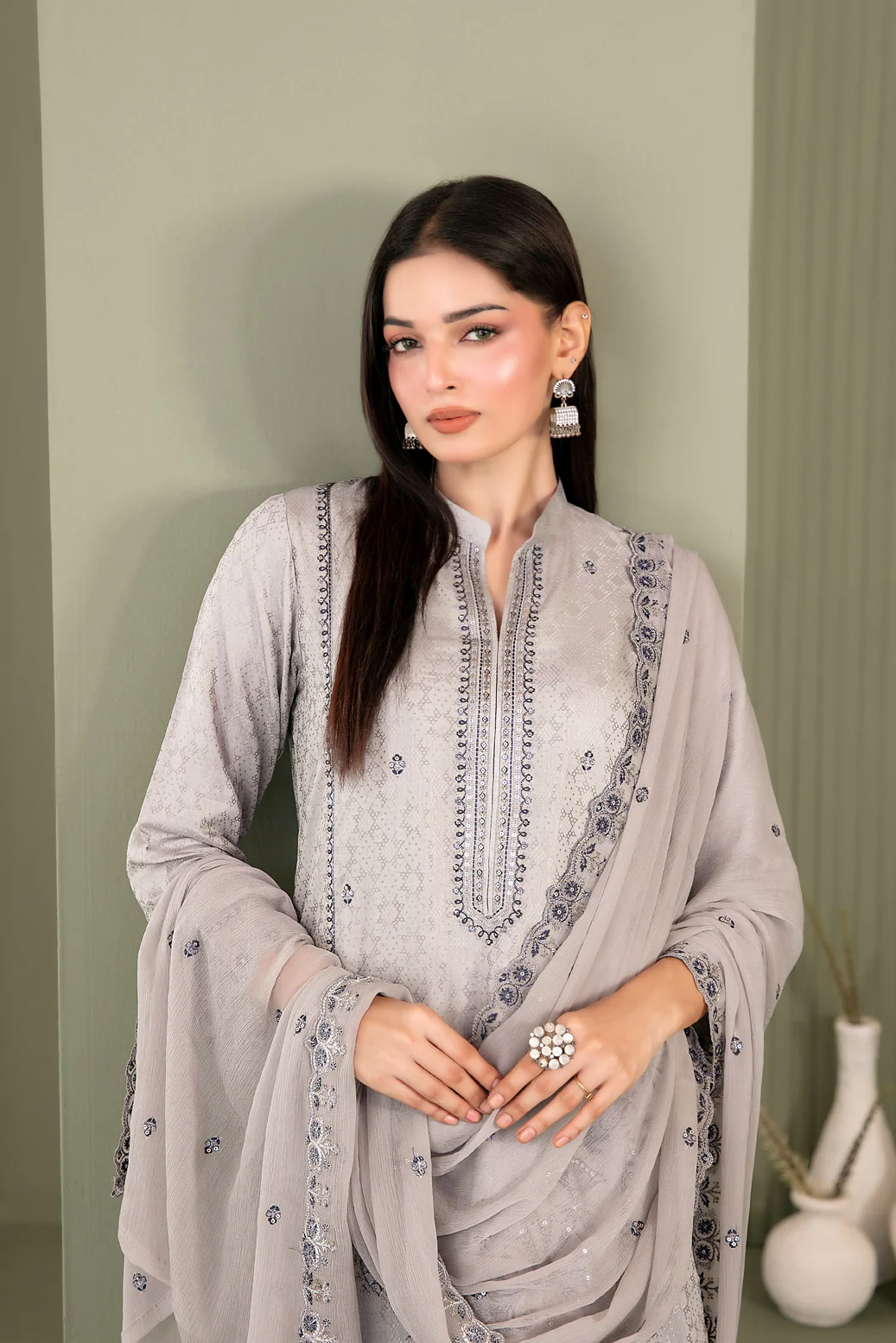D-4460 - Asha - Image 3