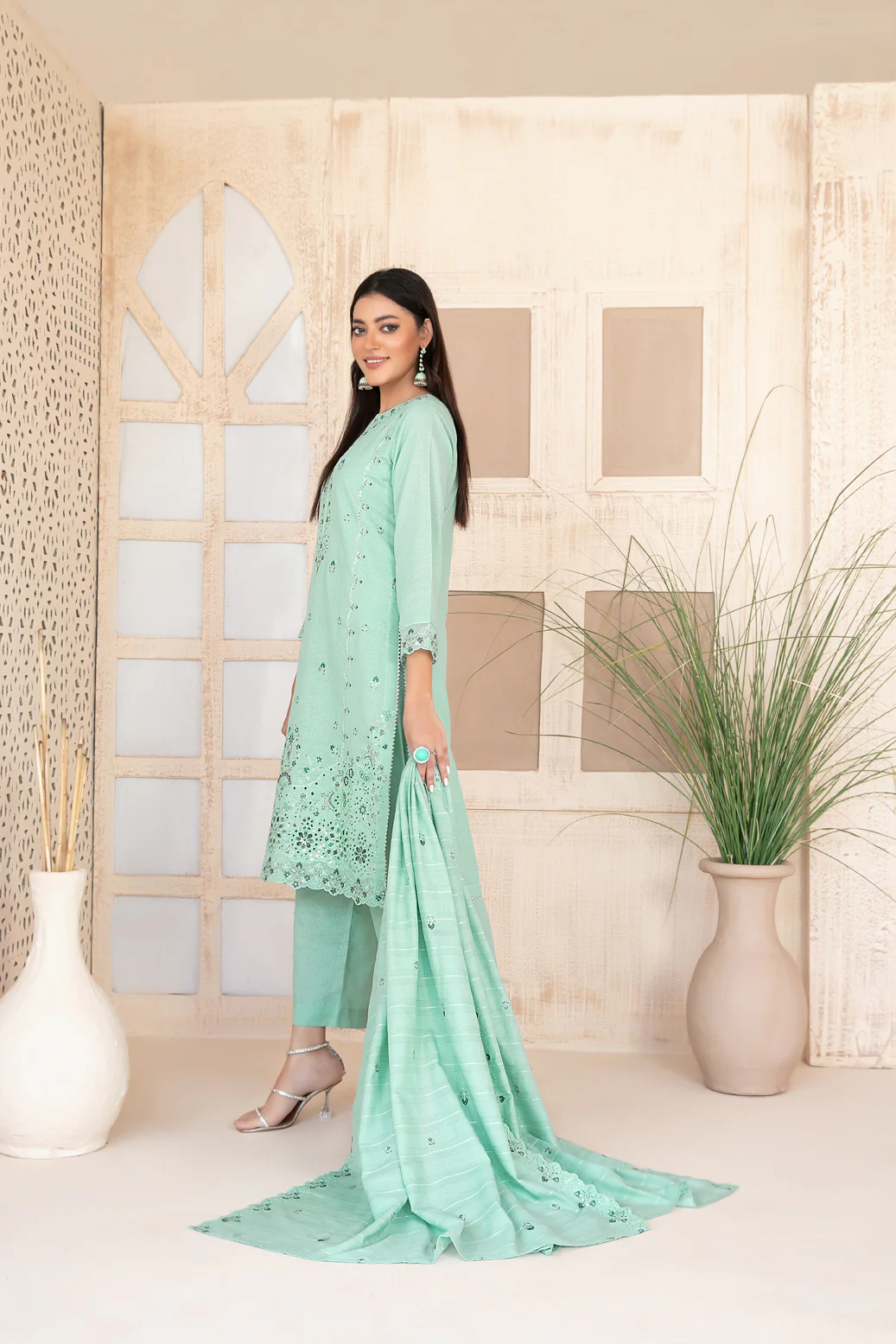 D-4471 - Tareef - Image 2