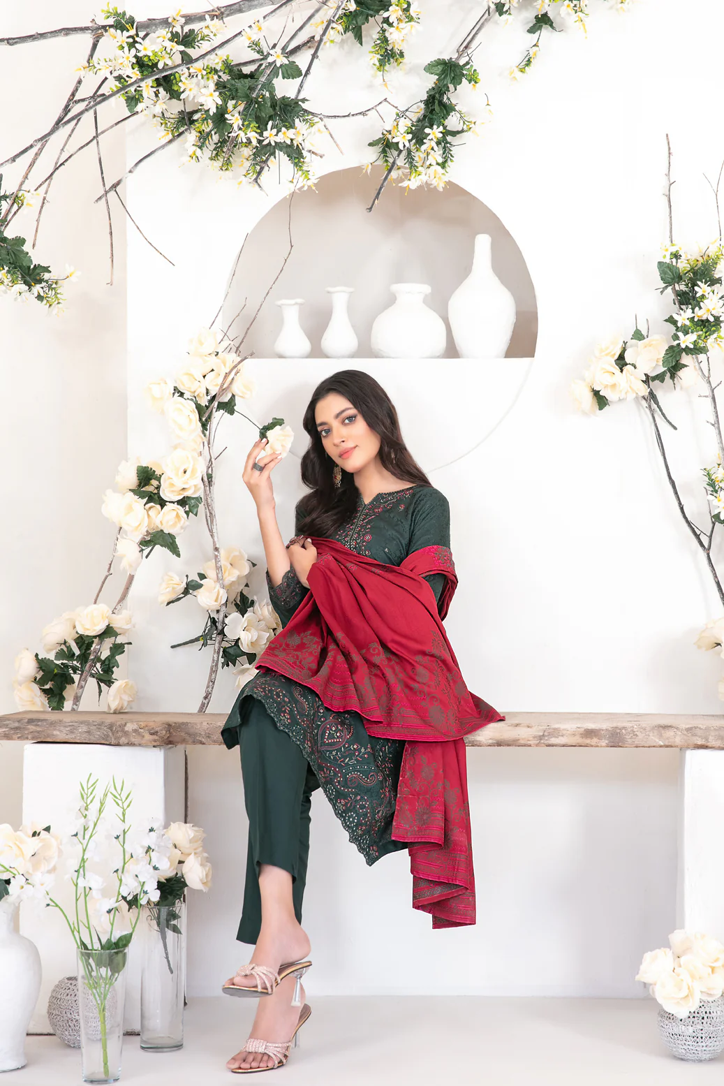 D-4553 - Yumna (S) - Image 3