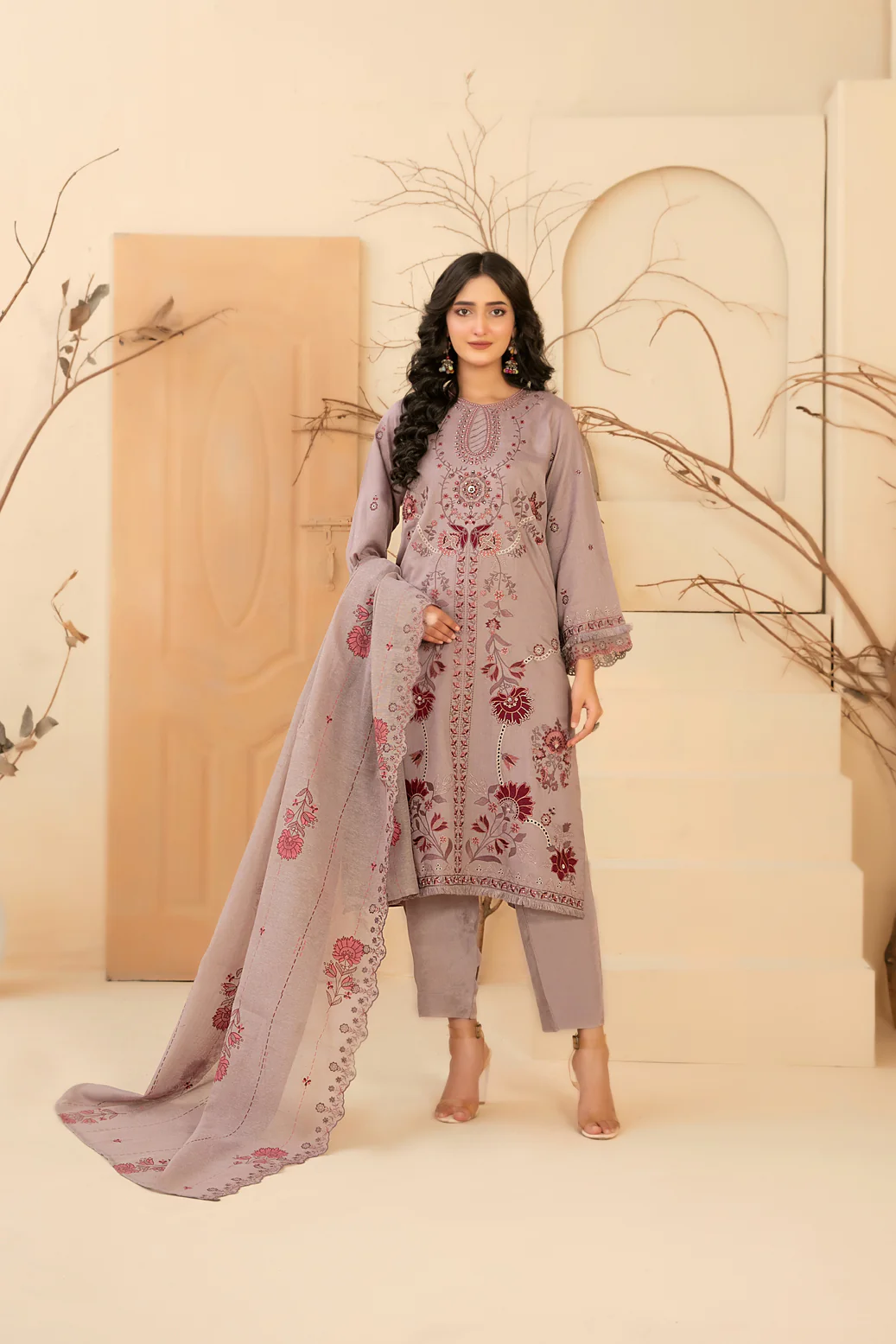 D-4658 - Amaira