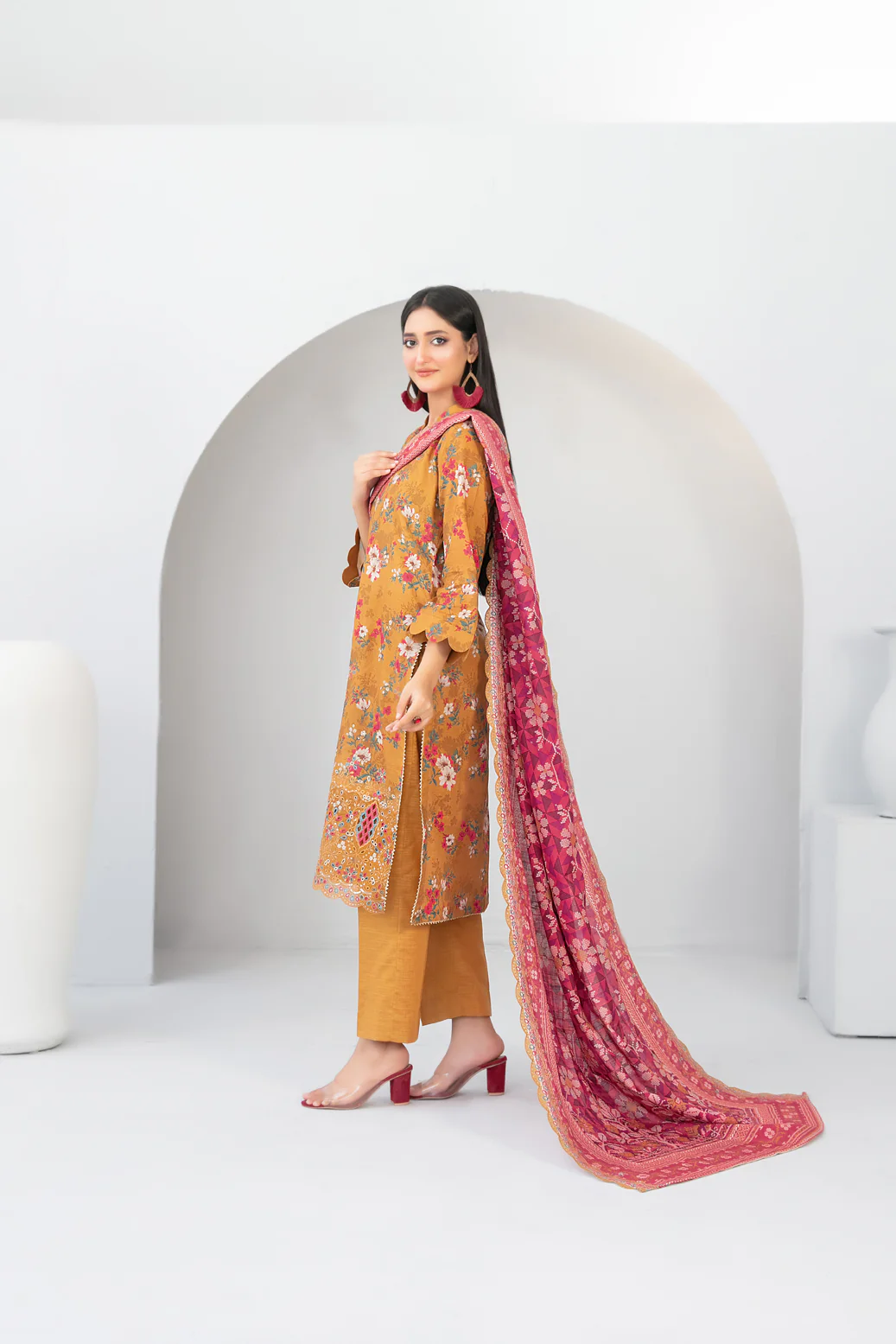 D-4772 - Madea - Image 2