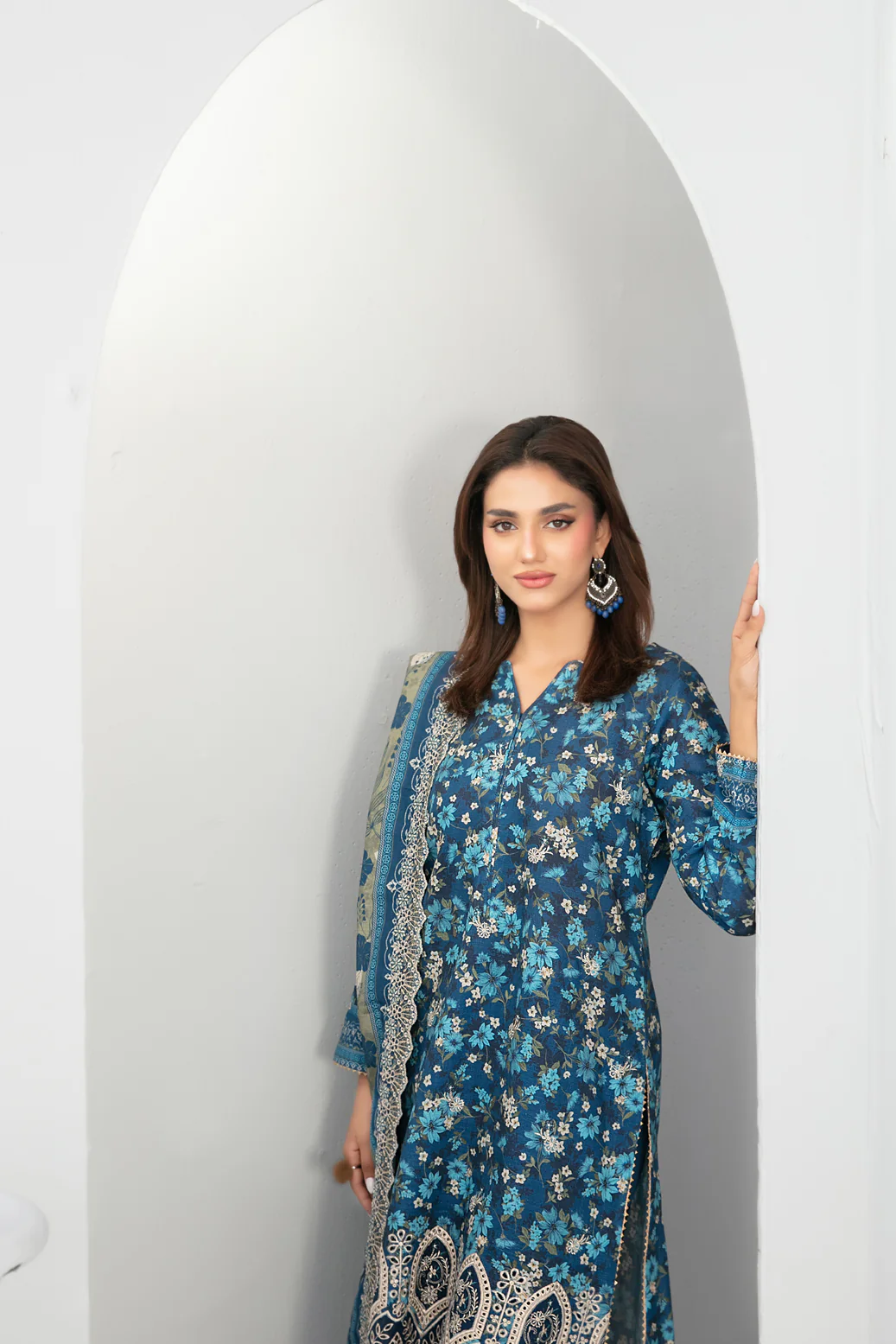 D-4776 - Madea - Image 3
