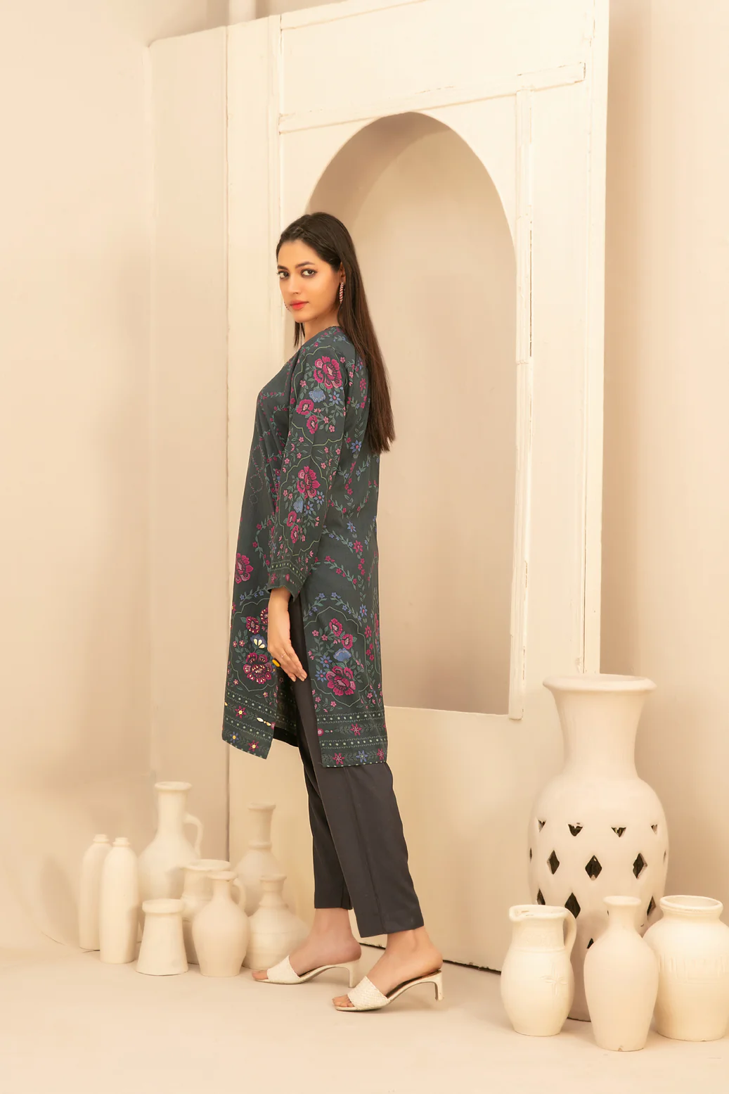 D-4795 - Sorena Vol-4 - Image 2