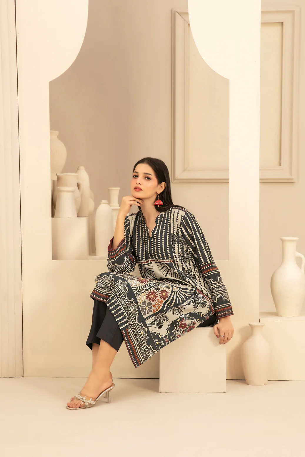 D-4796 - Sorena Vol-5 - Image 3