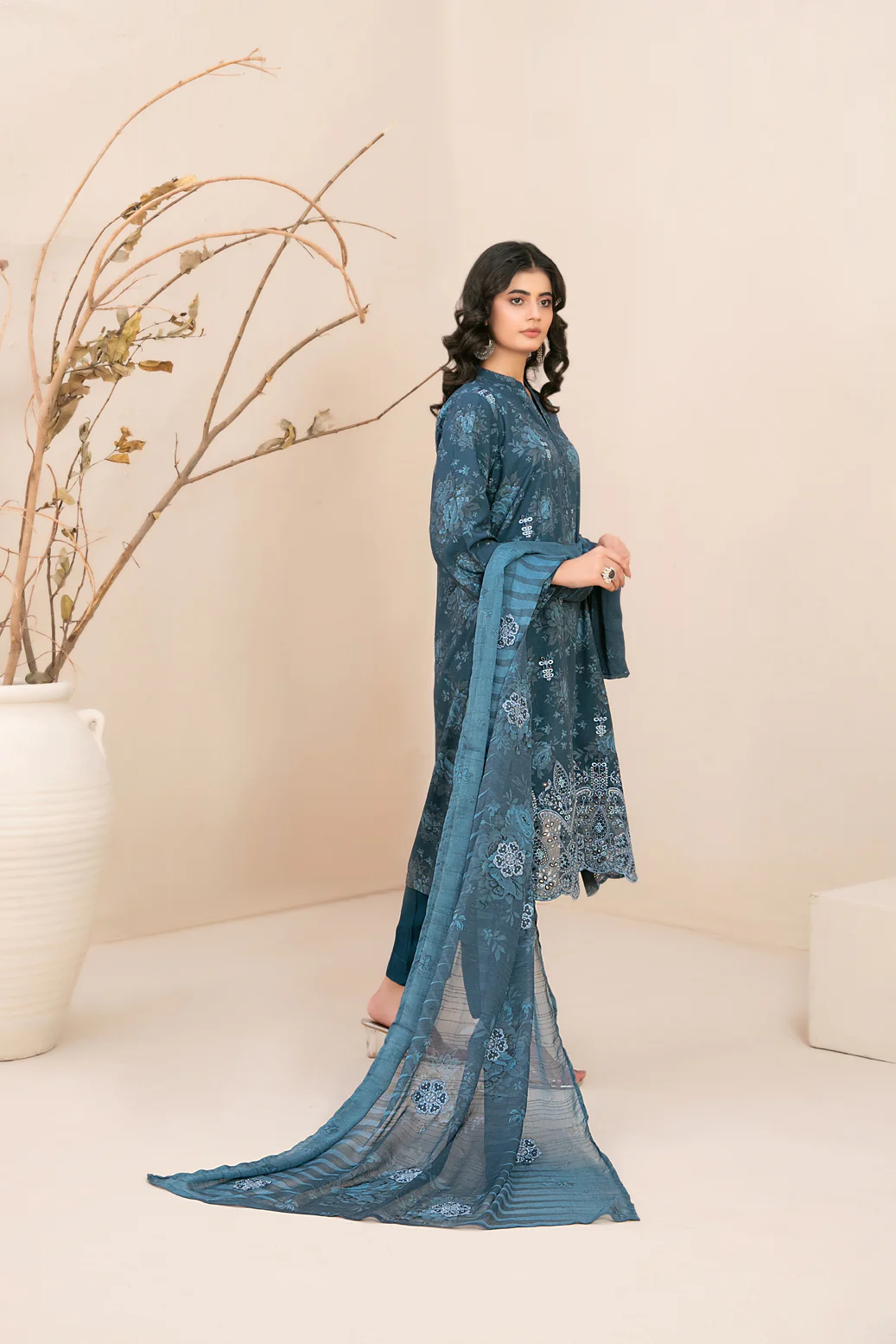 D-4855 - Alvira - Image 2