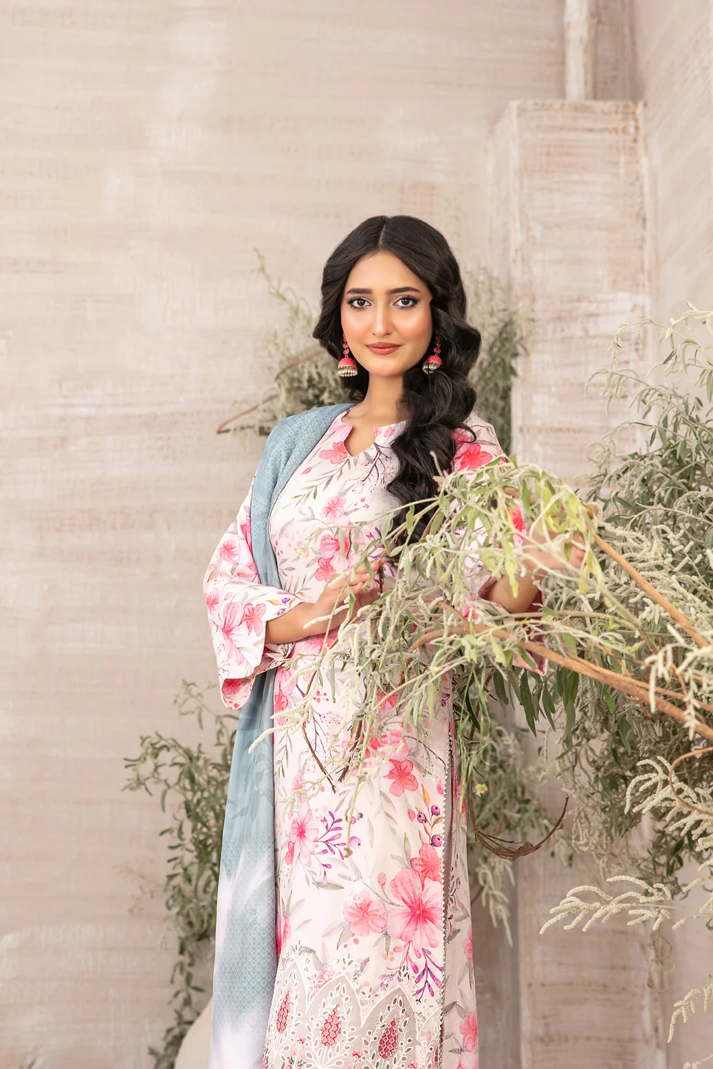 D-4883 - Shamia - Image 3