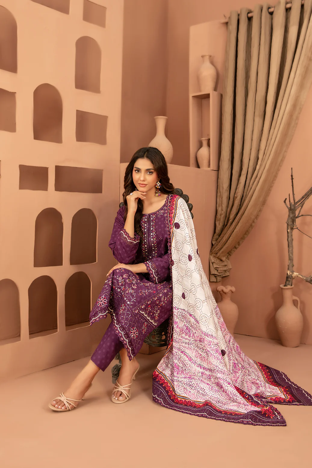 D-5107 - Mansha - Image 3