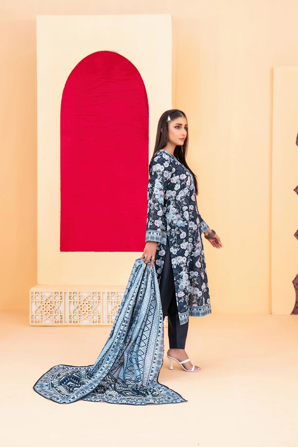 D-5186 - Roshni (S) - Image 2