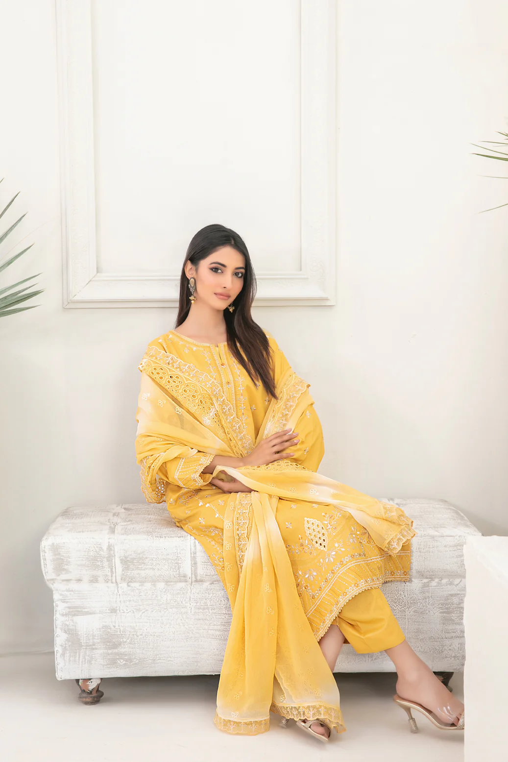 D-5292 - Makbule Vol-1 - Image 3
