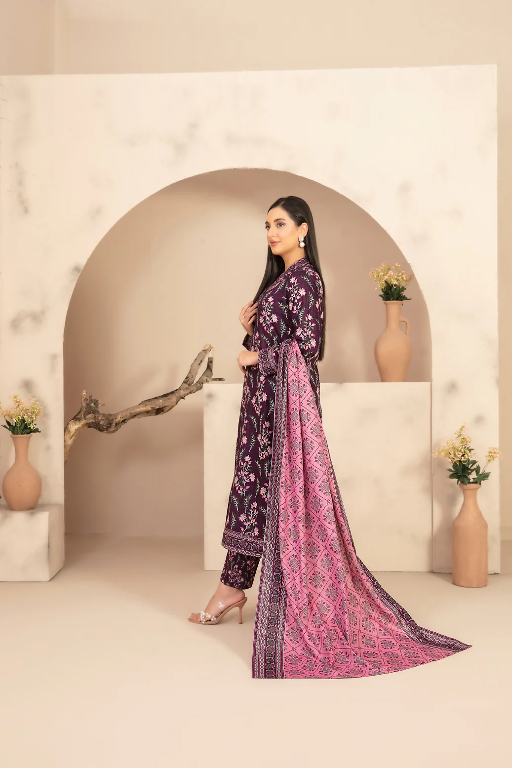 D-5333 - Chahat (S) - Image 2