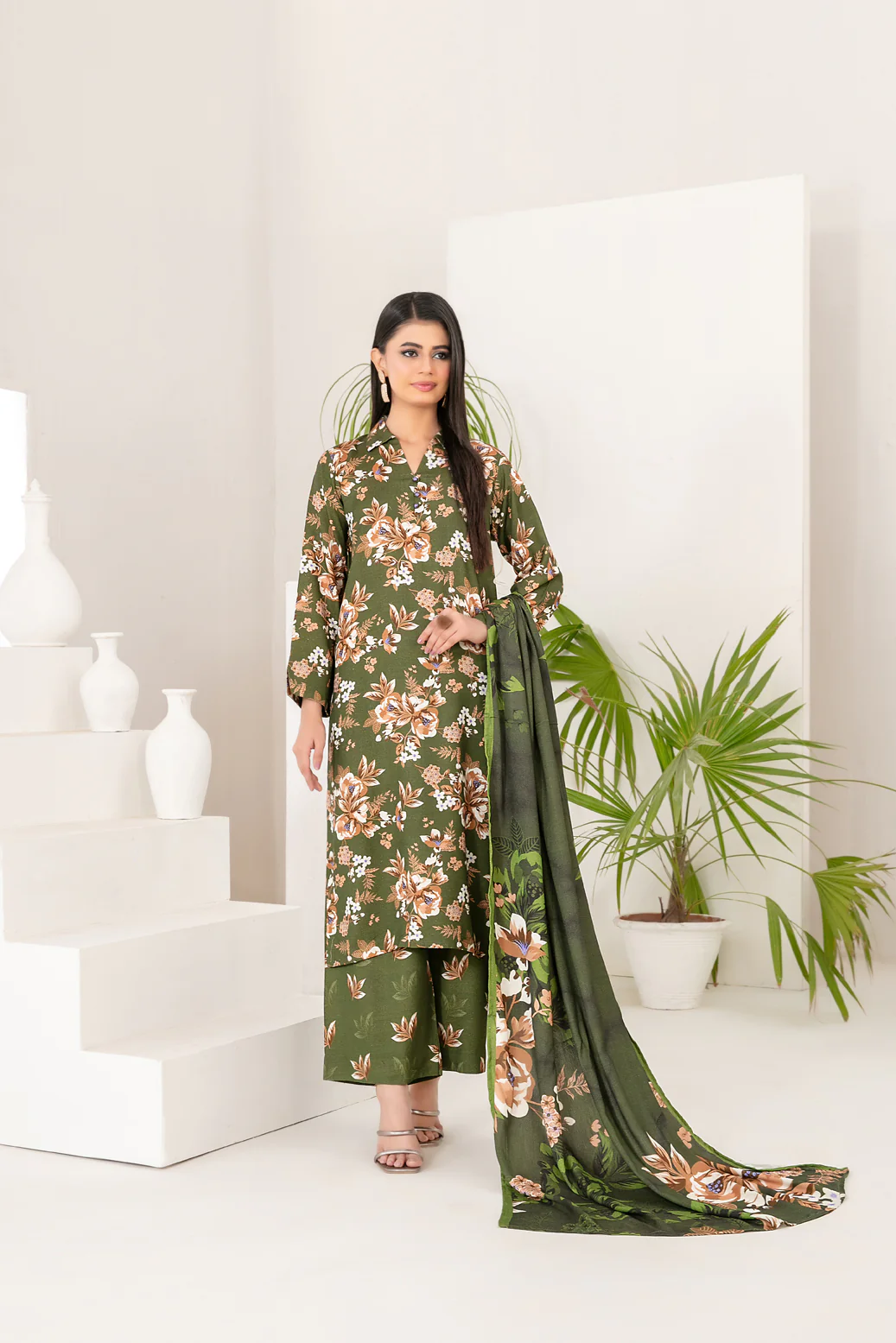 D-5438 - Floral Essentials