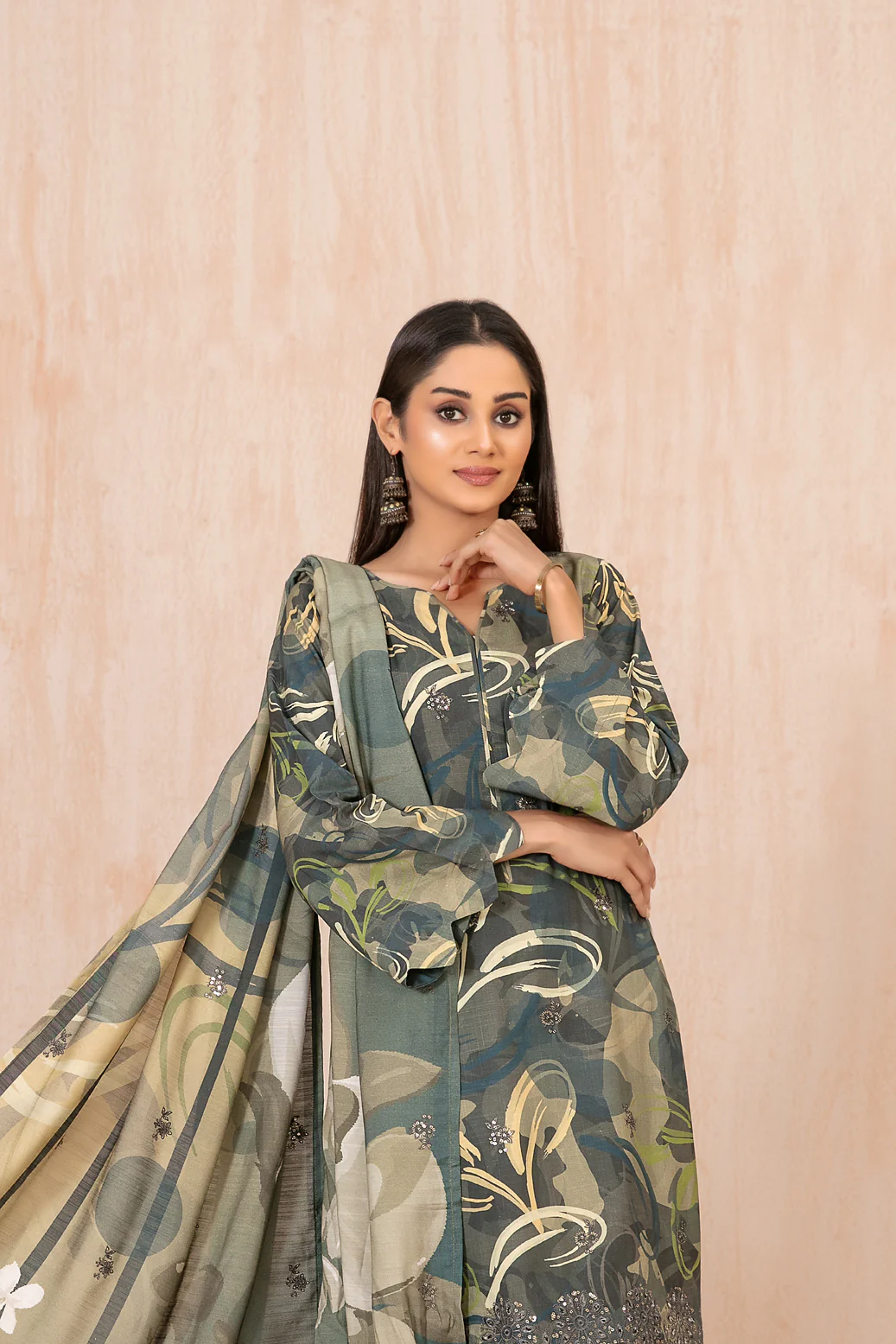 D-5624 - Azeena - Image 3