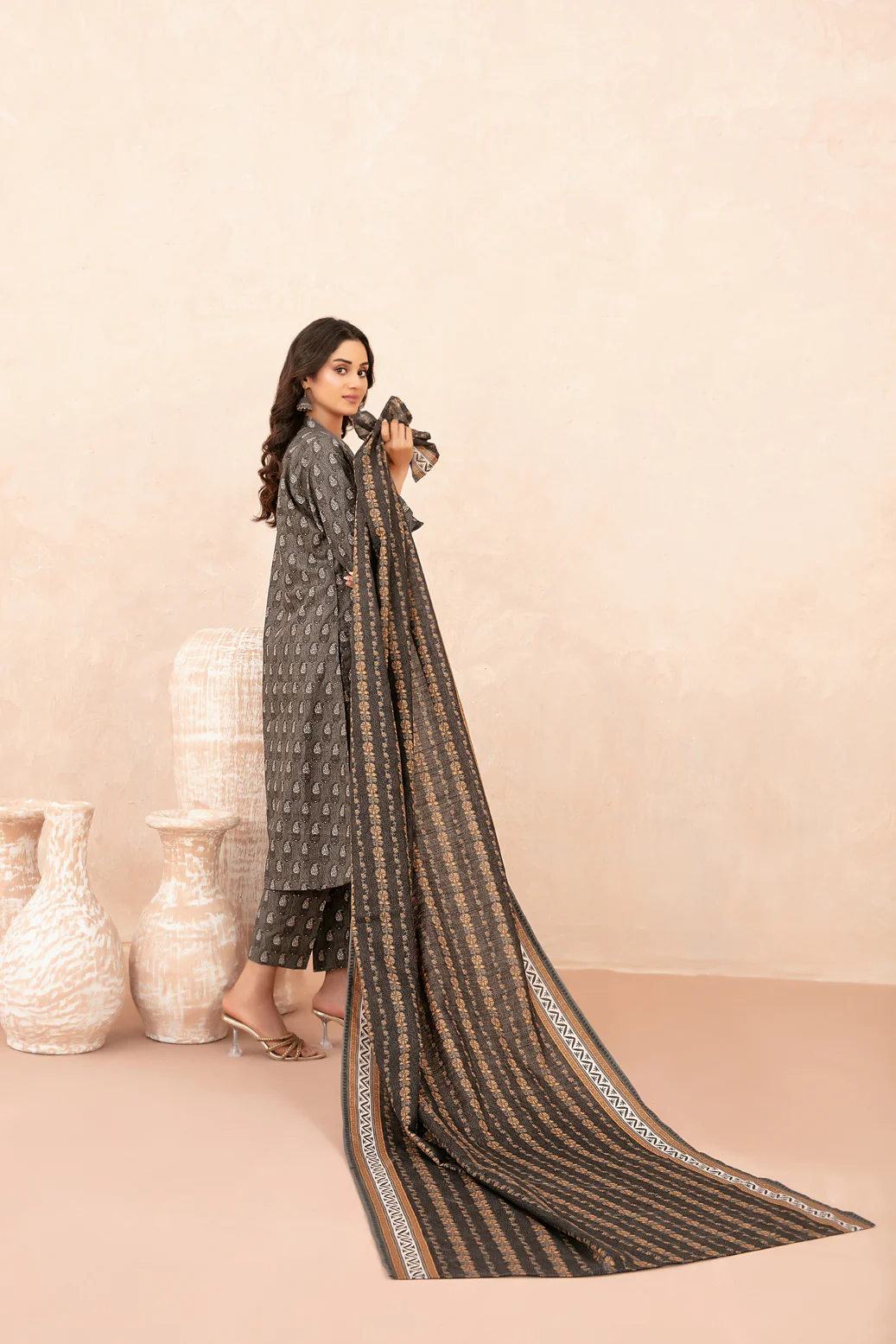 D-5643 - Nazli (S) - Image 2