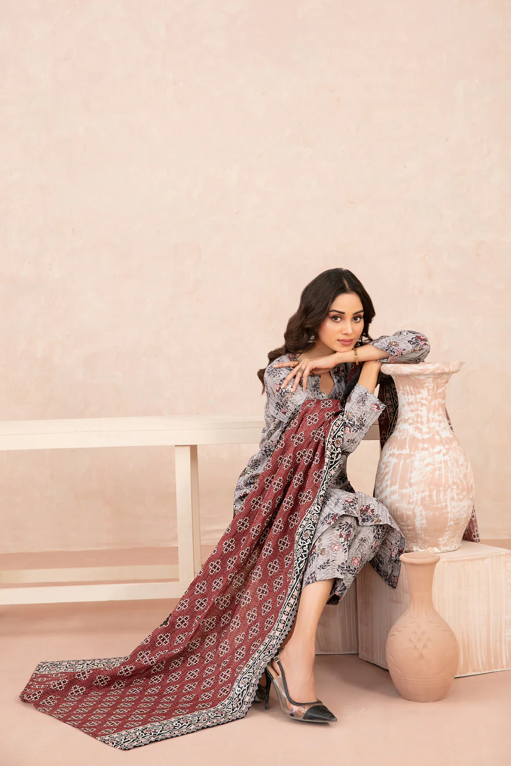 D-5646 - Nazli (S) - Image 3