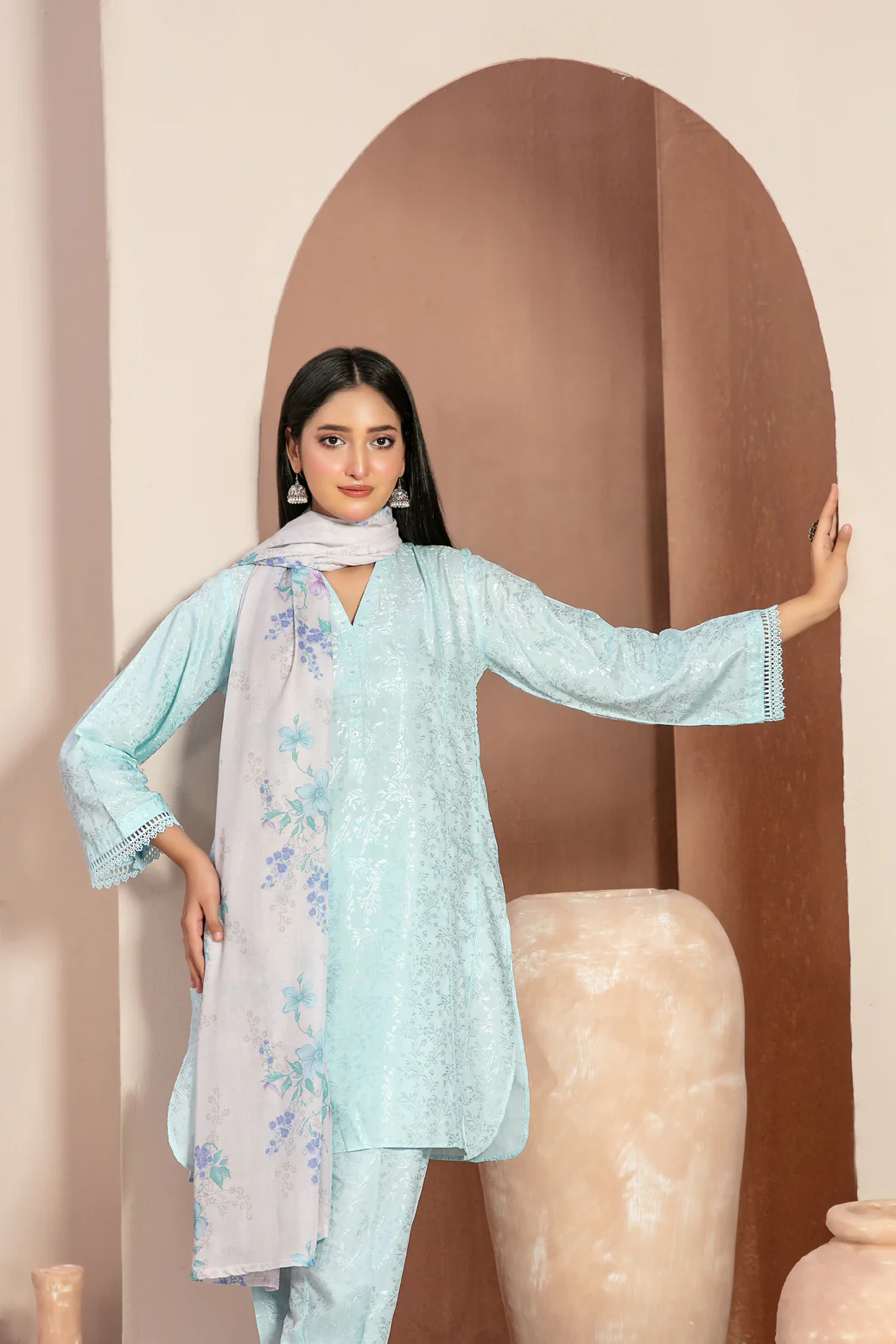 D-5665 - Noori - Image 3
